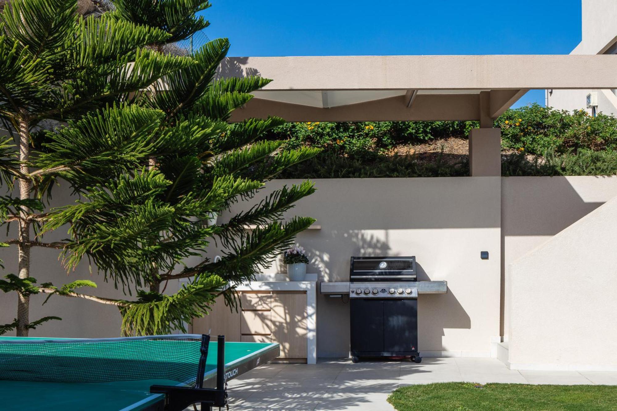 Villa Ligaria Pinnacle Exterior photo