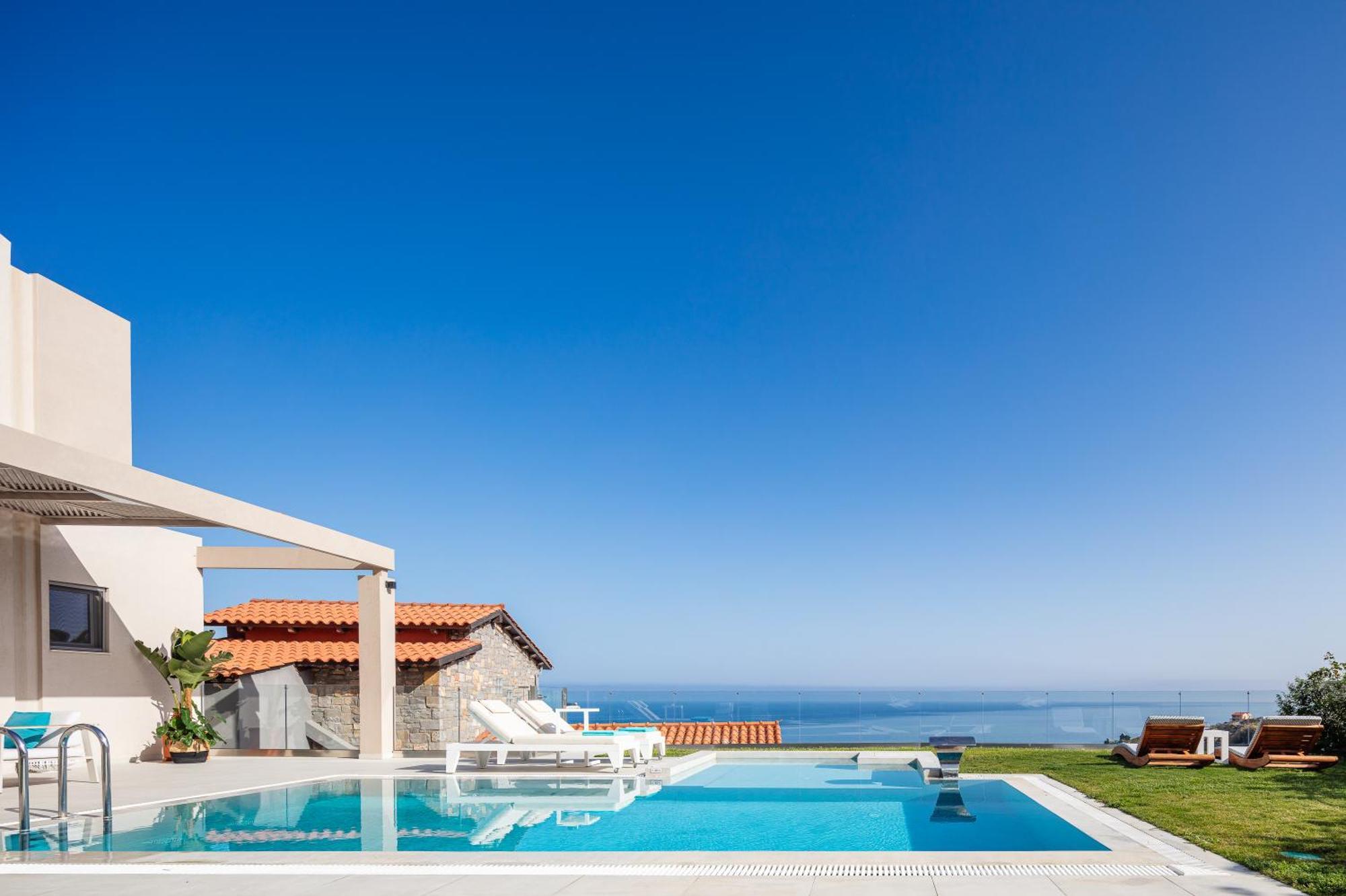 Villa Ligaria Pinnacle Exterior photo