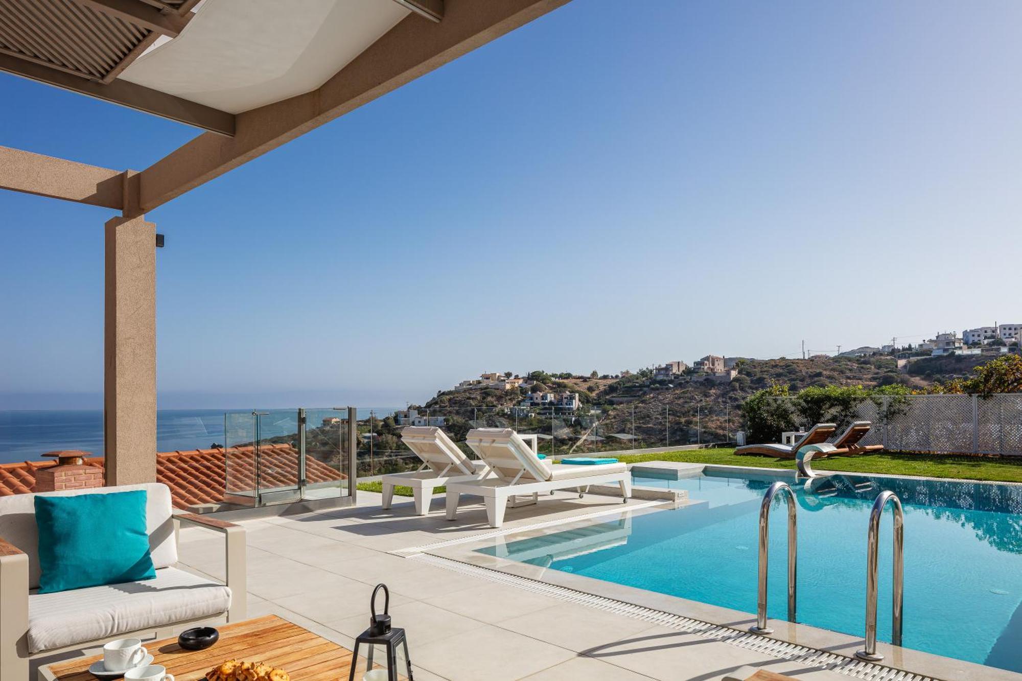 Villa Ligaria Pinnacle Exterior photo
