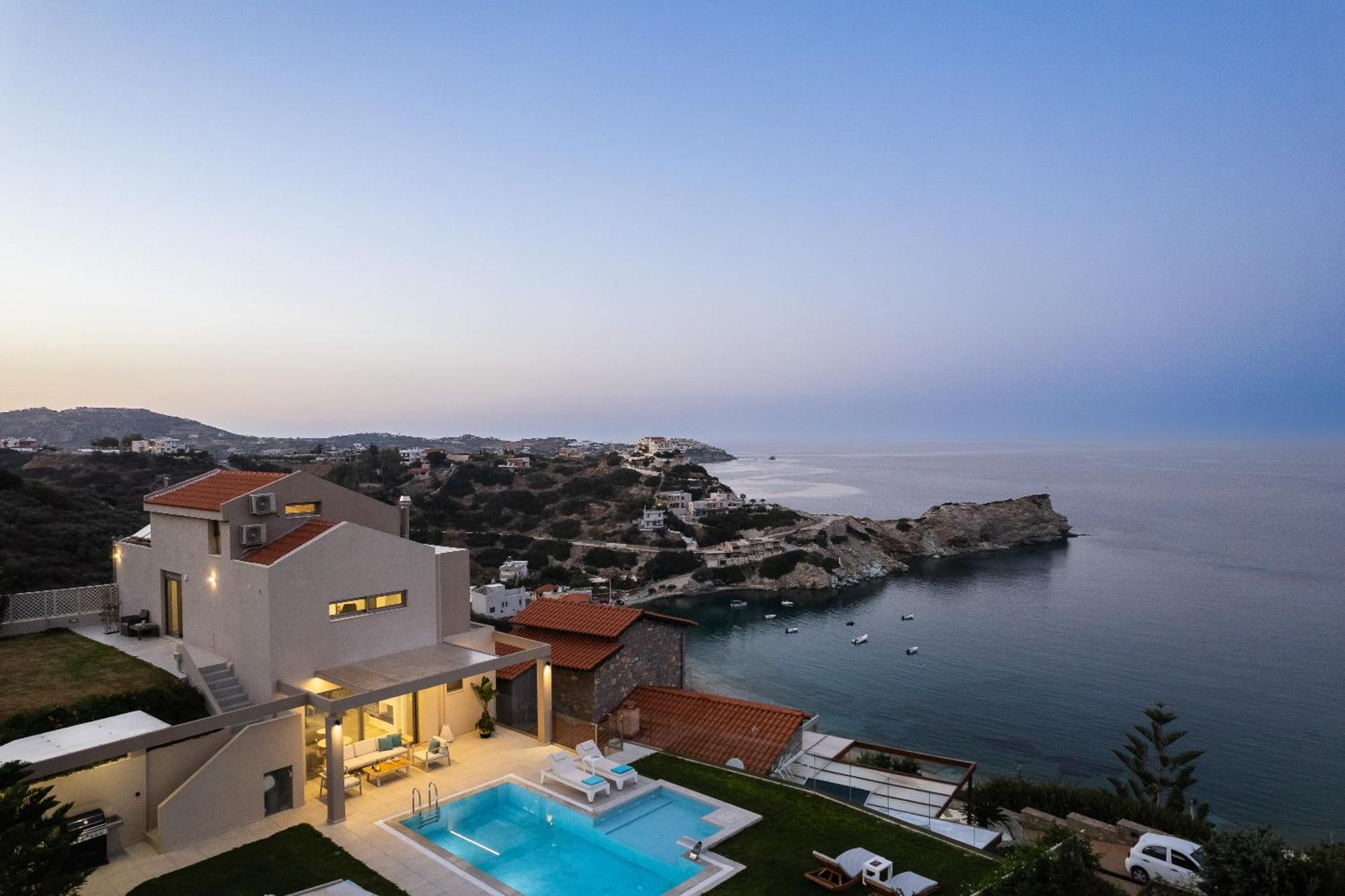 Villa Ligaria Pinnacle Exterior photo